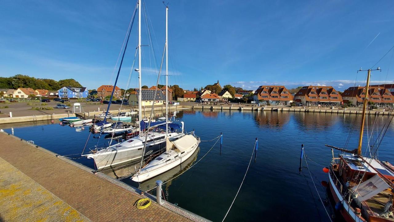 Ferienwohnung Im Uhlenhuus Wiek auf Rügen Dış mekan fotoğraf