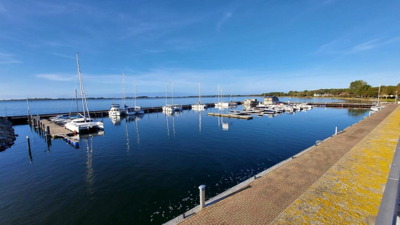 Ferienwohnung Im Uhlenhuus Wiek auf Rügen Dış mekan fotoğraf