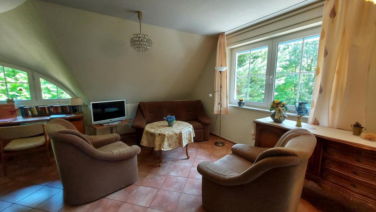 Ferienwohnung Im Uhlenhuus Wiek auf Rügen Dış mekan fotoğraf